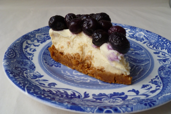 Lemon Cheesecake with Blueberry Topping